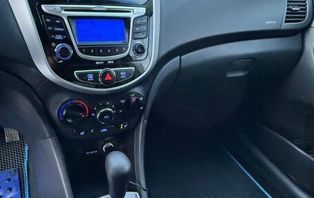 Hyundai Solaris II рестайлинг, 2011 год, 645 000 рублей, 9 фотография