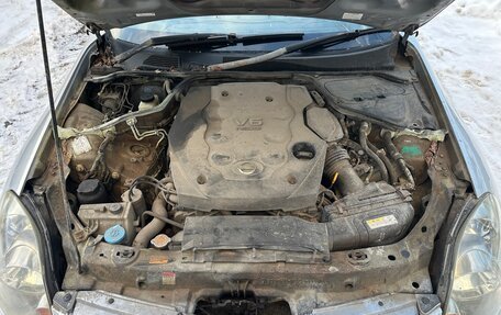 Nissan Skyline, 2001 год, 340 000 рублей, 9 фотография