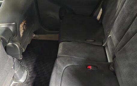 Toyota Ractis I, 2007 год, 640 000 рублей, 8 фотография