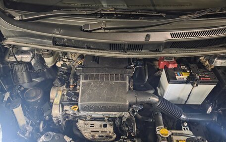 Toyota Ractis I, 2007 год, 640 000 рублей, 11 фотография