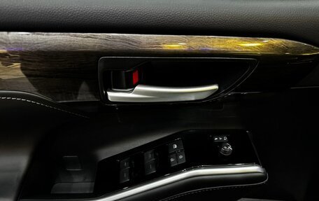 Toyota Highlander, 2025 год, 5 990 000 рублей, 8 фотография