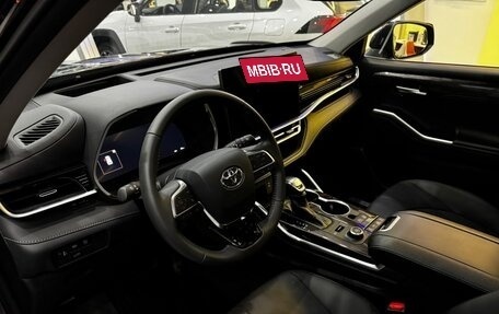 Toyota Highlander, 2025 год, 5 990 000 рублей, 6 фотография