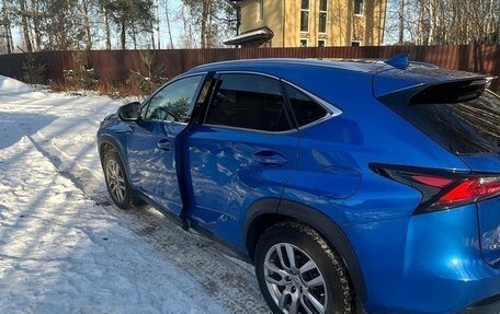 Lexus NX I, 2017 год, 2 990 000 рублей, 6 фотография