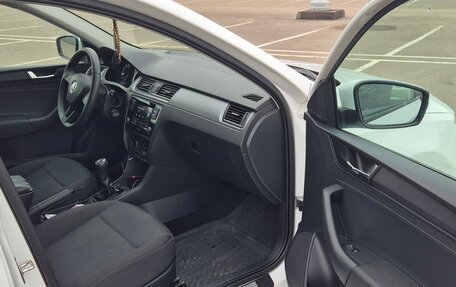 Skoda Rapid I, 2019 год, 1 200 000 рублей, 6 фотография