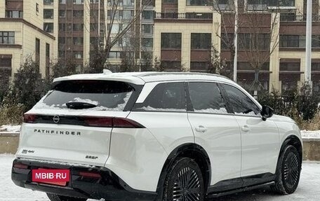 Nissan Pathfinder, 2024 год, 4 800 334 рублей, 4 фотография