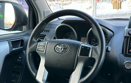 Toyota Land Cruiser Prado 150 рестайлинг 2, 2015 год, 3 499 000 рублей, 13 фотография