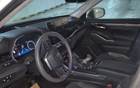 Toyota Highlander, 2025 год, 5 370 000 рублей, 9 фотография