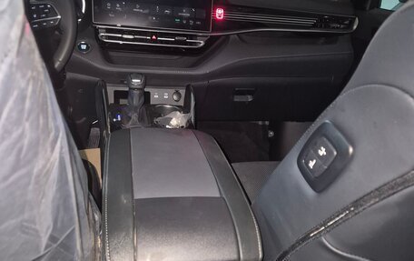 Toyota Highlander, 2025 год, 5 370 000 рублей, 8 фотография