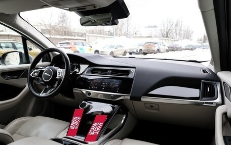 Jaguar I-Pace I, 2021 год, 3 900 000 рублей, 11 фотография