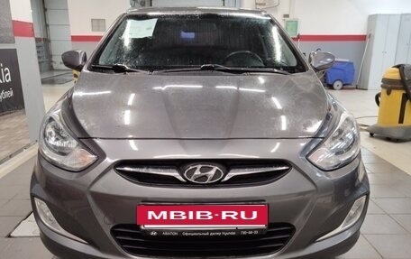 Hyundai Solaris II рестайлинг, 2013 год, 850 000 рублей, 11 фотография