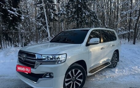 Toyota Land Cruiser 200, 2016 год, 6 000 000 рублей, 2 фотография
