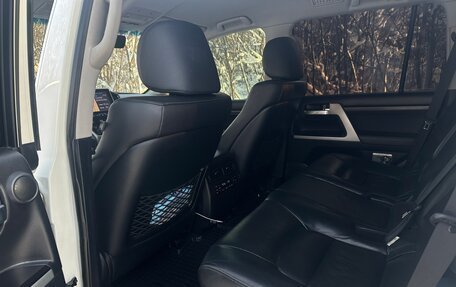 Toyota Land Cruiser 200, 2016 год, 6 000 000 рублей, 11 фотография