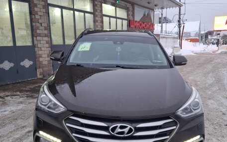 Hyundai Santa Fe III рестайлинг, 2017 год, 2 000 000 рублей, 2 фотография