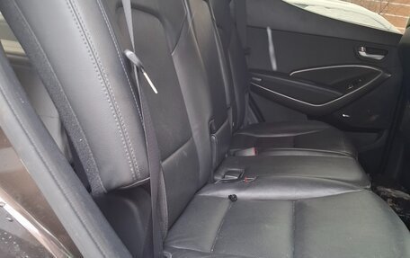 Hyundai Santa Fe III рестайлинг, 2017 год, 2 000 000 рублей, 16 фотография