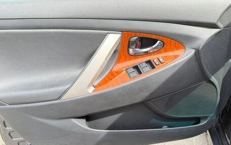 Toyota Camry, 2008 год, 1 050 000 рублей, 26 фотография