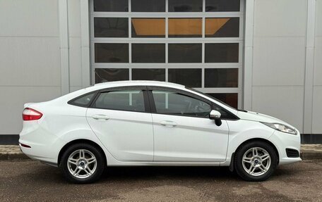 Ford Fiesta, 2016 год, 729 000 рублей, 6 фотография