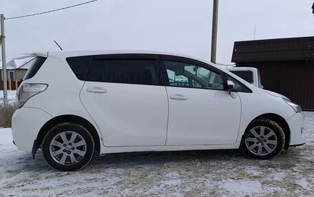 Toyota Verso I, 2013 год, 1 300 000 рублей, 7 фотография