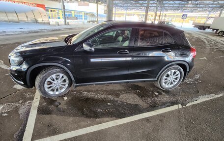 Mercedes-Benz GLA, 2015 год, 1 900 000 рублей, 5 фотография