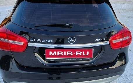 Mercedes-Benz GLA, 2015 год, 1 900 000 рублей, 3 фотография