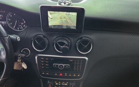 Mercedes-Benz GLA, 2015 год, 1 900 000 рублей, 10 фотография