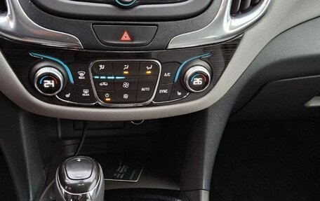 Chevrolet Equinox III, 2019 год, 2 000 000 рублей, 6 фотография