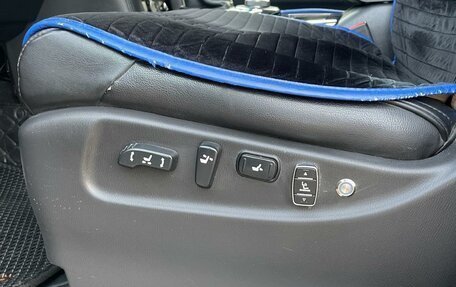 Infiniti QX56, 2011 год, 1 800 000 рублей, 13 фотография