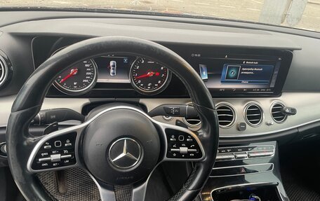 Mercedes-Benz E-Класс, 2018 год, 2 200 000 рублей, 12 фотография