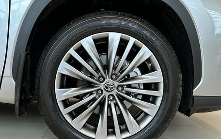Toyota Highlander, 2025 год, 6 190 000 рублей, 10 фотография