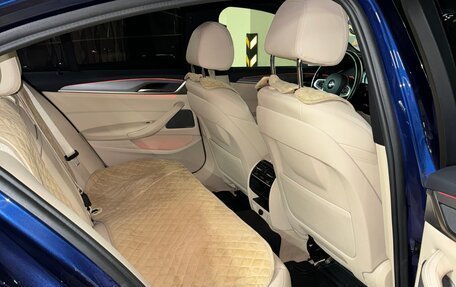 BMW 5 серия, 2018 год, 4 190 000 рублей, 15 фотография