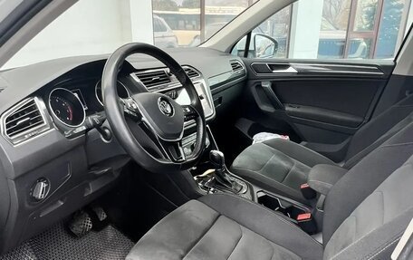 Volkswagen Tiguan II, 2017 год, 2 350 000 рублей, 15 фотография