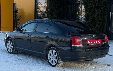 Toyota Avensis III рестайлинг, 2005 год, 700 000 рублей, 4 фотография