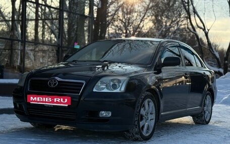 Toyota Avensis III рестайлинг, 2005 год, 700 000 рублей, 3 фотография