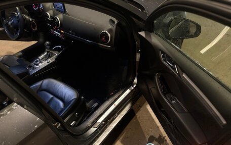 Audi A3, 2018 год, 2 600 000 рублей, 11 фотография