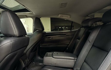 Lexus ES VII, 2013 год, 2 349 000 рублей, 14 фотография