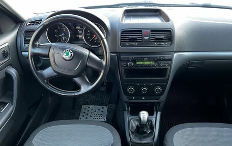 Skoda Yeti I рестайлинг, 2010 год, 1 000 050 рублей, 13 фотография