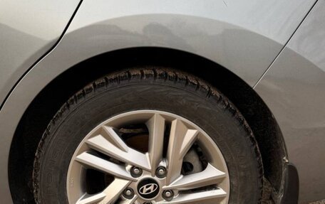 Hyundai Elantra VI рестайлинг, 2019 год, 1 500 000 рублей, 7 фотография