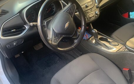 Chevrolet Malibu IX, 2018 год, 1 500 000 рублей, 6 фотография