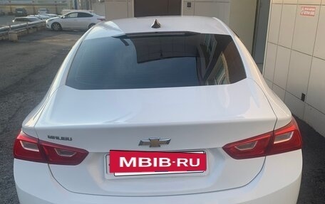 Chevrolet Malibu IX, 2018 год, 1 500 000 рублей, 3 фотография