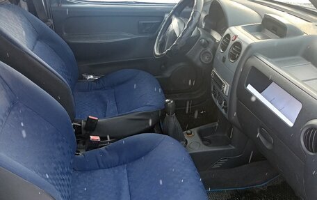 Peugeot Partner II рестайлинг 2, 2011 год, 400 000 рублей, 10 фотография