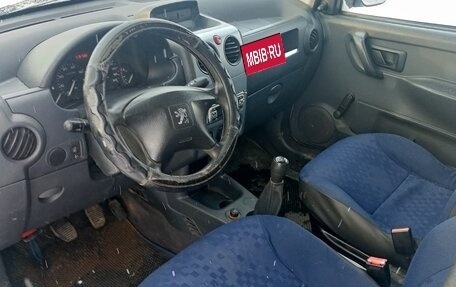 Peugeot Partner II рестайлинг 2, 2011 год, 400 000 рублей, 12 фотография