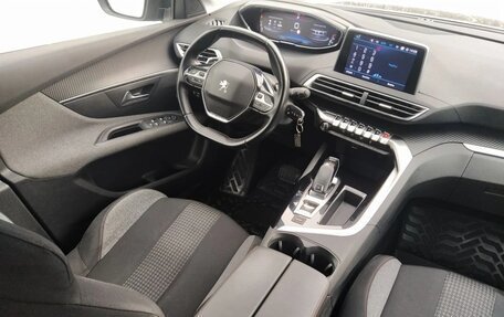 Peugeot 3008 II, 2019 год, 1 649 000 рублей, 12 фотография