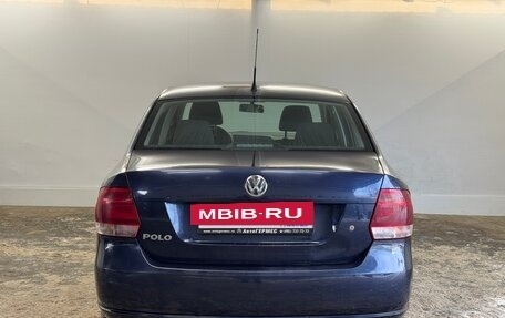Volkswagen Polo VI (EU Market), 2011 год, 850 000 рублей, 3 фотография