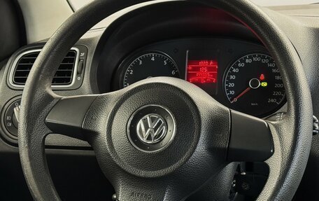 Volkswagen Polo VI (EU Market), 2011 год, 850 000 рублей, 8 фотография