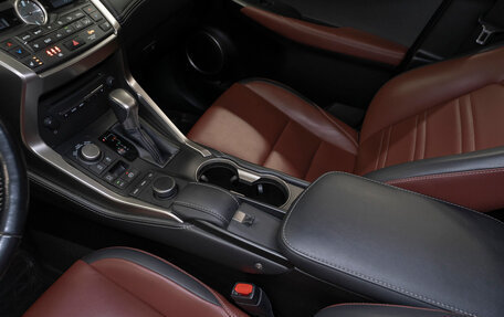 Lexus NX I, 2017 год, 3 100 000 рублей, 16 фотография