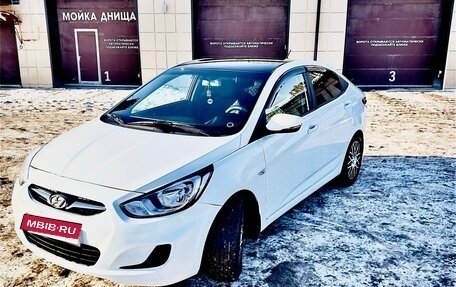 Hyundai Solaris II рестайлинг, 2013 год, 795 000 рублей, 15 фотография