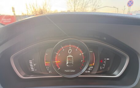 Volvo V40 Cross Country I, 2017 год, 2 000 000 рублей, 7 фотография