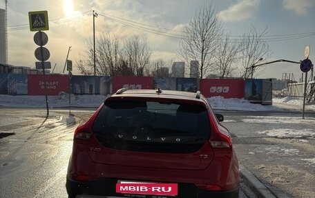 Volvo V40 Cross Country I, 2017 год, 2 000 000 рублей, 4 фотография