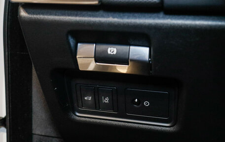 Jaguar E-Pace, 2018 год, 2 750 000 рублей, 14 фотография