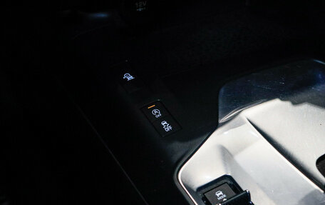 Jaguar E-Pace, 2018 год, 2 750 000 рублей, 18 фотография