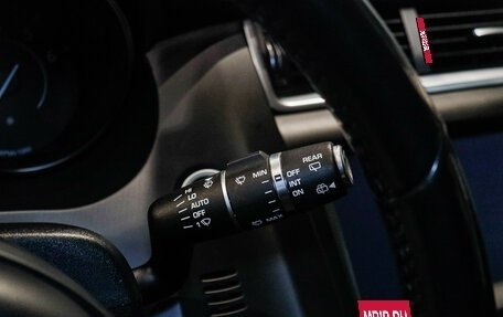 Jaguar E-Pace, 2018 год, 2 750 000 рублей, 23 фотография